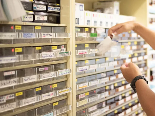 はらだ内科内視鏡健診クリニック薬局では、患者さんに適正かつ安全な薬物療法の支援を致します。